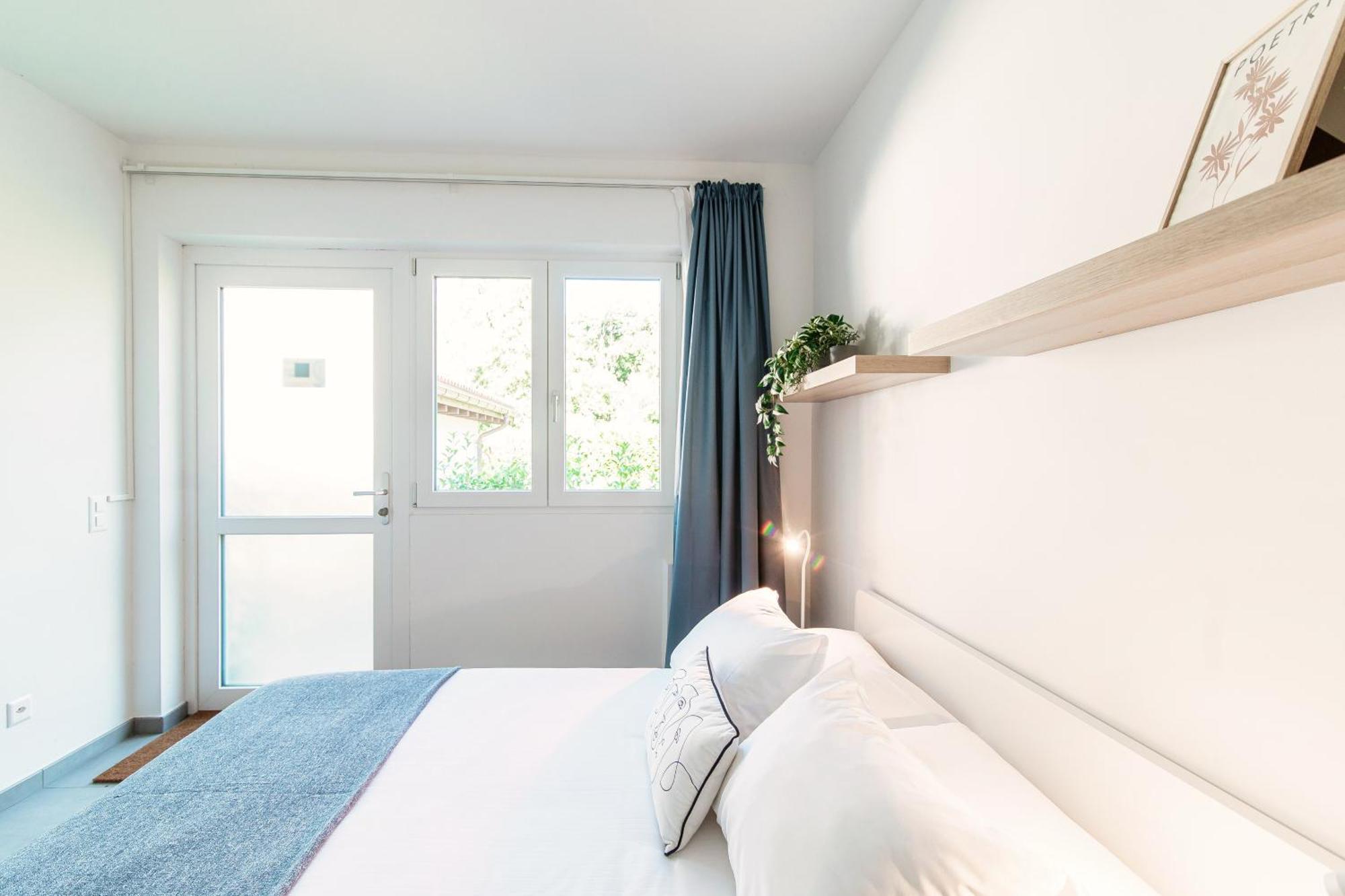 Le Betulle Studios By Quokka 360 - Studio Apartments By The Origlio Lake Ngoại thất bức ảnh